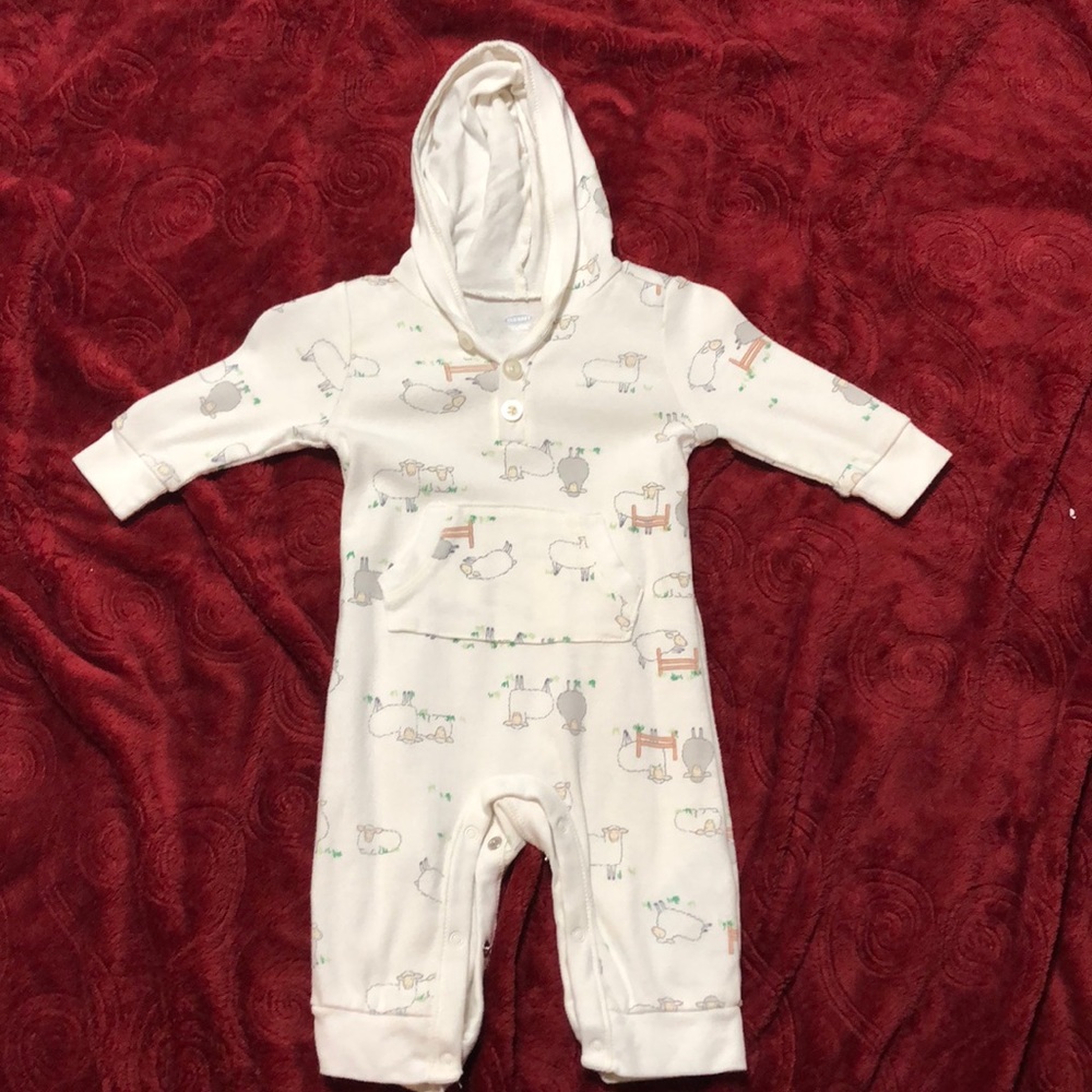 One piece hoodie lamb theme w/pocket 3-6 months